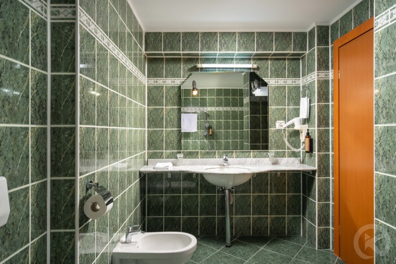 HOTEL MOLDOVA Jászvásár 712800 thumb