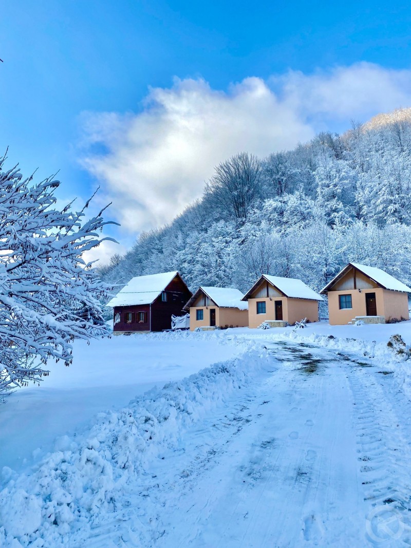 Mădălin Kulcsosház Vasaskőfalva 683854 thumb