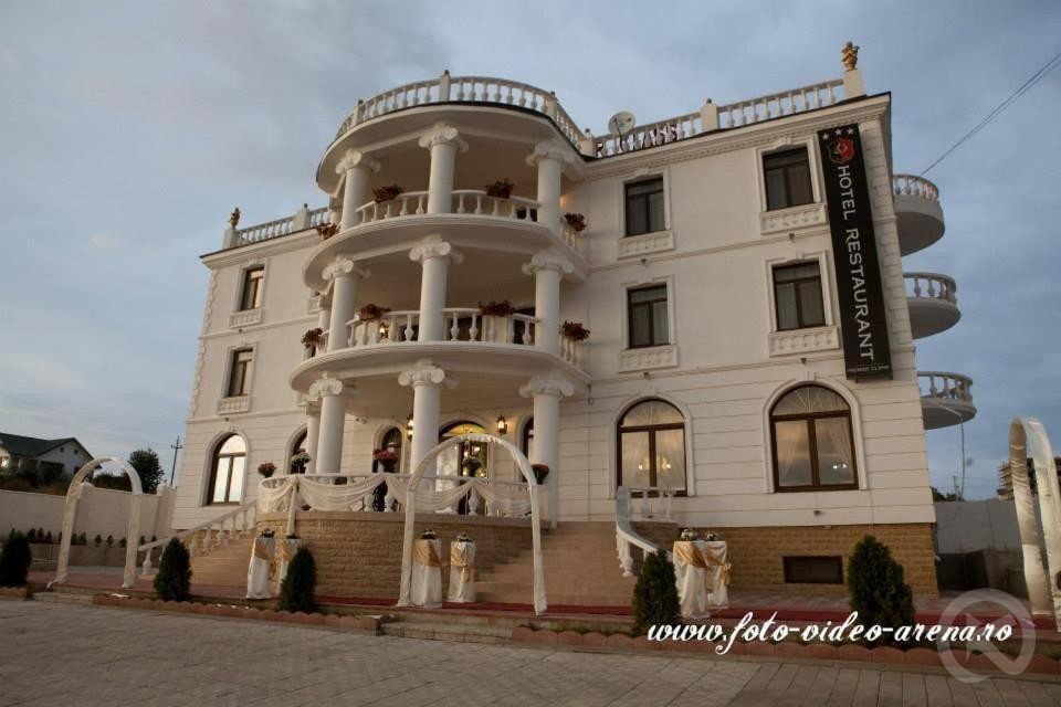 AMBASSADOOR SZÁLLODA Jászvásár 713726 thumb