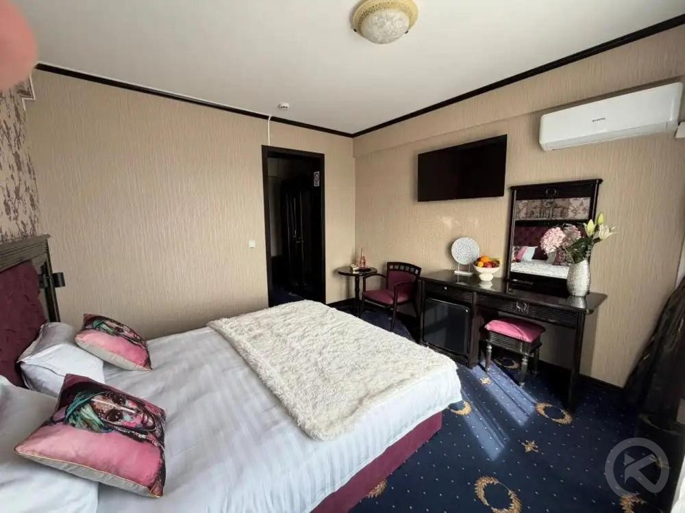 AMBASSADOOR SZÁLLODA Jászvásár 713573 thumb