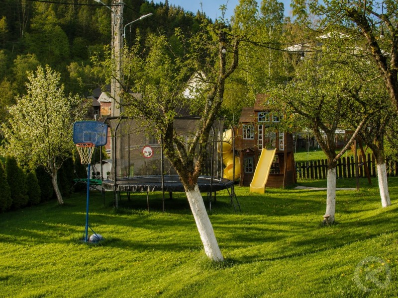 Casa Lipan Kolibica – Jacuzzi-s hegyi vendégház a tó közelében Kolibica 715192 thumb