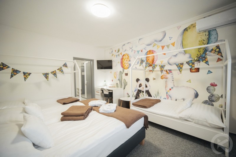 Hőforrás Üdülőszövetkezet és Hotel Gyula 711548 thumb