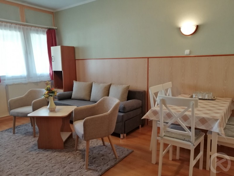Hőforrás Üdülőszövetkezet és Hotel Gyula 711572 thumb