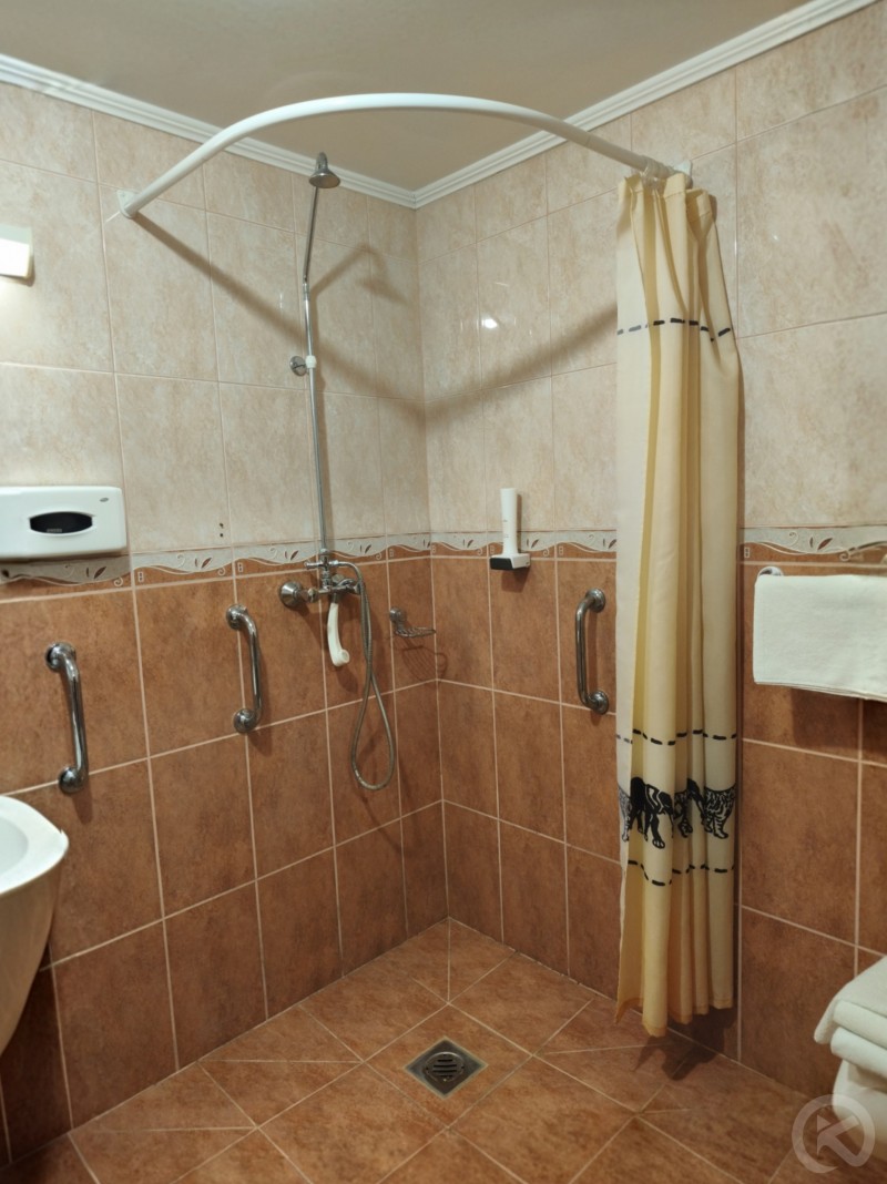 Hőforrás Üdülőszövetkezet és Hotel Gyula 711456 thumb