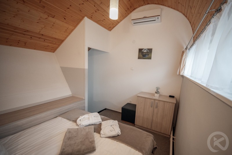 Hőforrás Üdülőszövetkezet és Hotel Gyula 711555 thumb