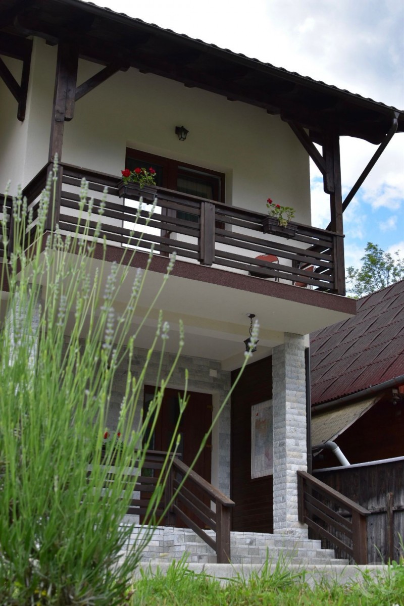 POIENIŢA PANZIÓ Fehérvölgy 713151 thumb