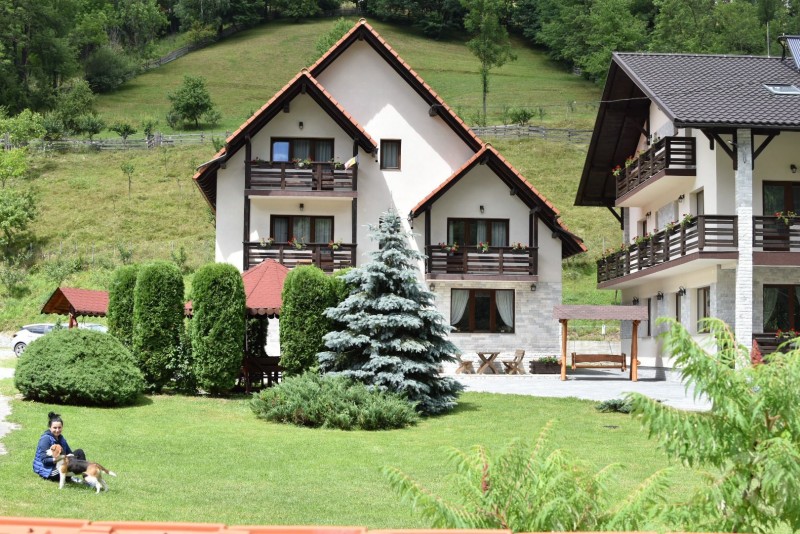 POIENIŢA PANZIÓ Fehérvölgy 713153 thumb